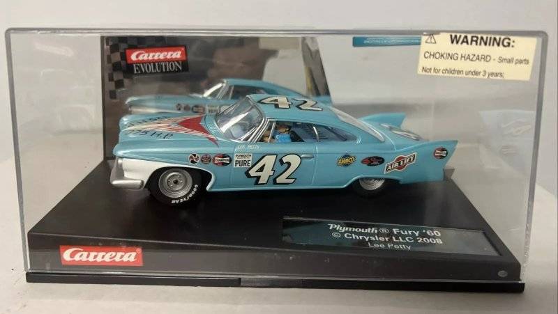 '60 Plymouth Fury - Lee Petty 1-32 scale slot car by Carrera.jpg