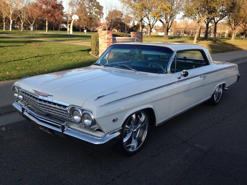 62 Impala SS white.jpg