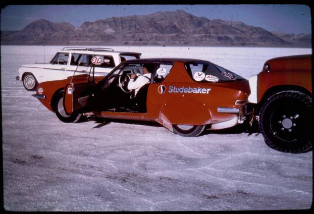 63 Avanti Studebaker Coupe Bonneville #1 Andy Granetalli STP.jpg