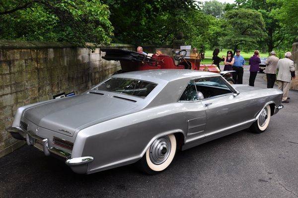 63 Buick Riviera Silver Arrow Concept #3.jpg