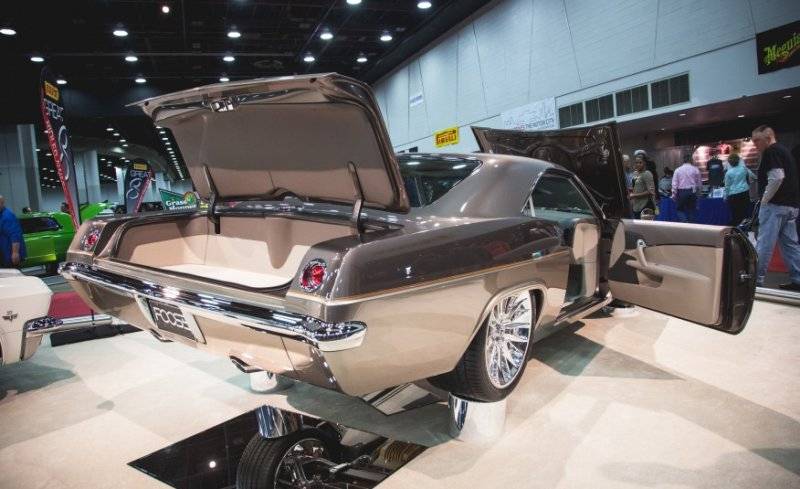 65 Impala 2 seater Chip Foose Ridler 1965 Impala-Impostor 2015 Detroit Autorama #4.jpg