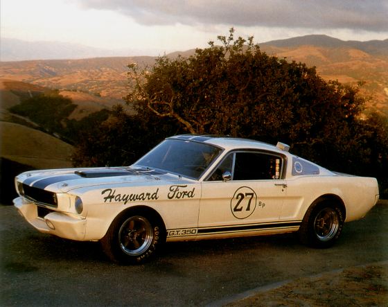 65 ShelbyGT 350 Mustang fastback - White.jpg