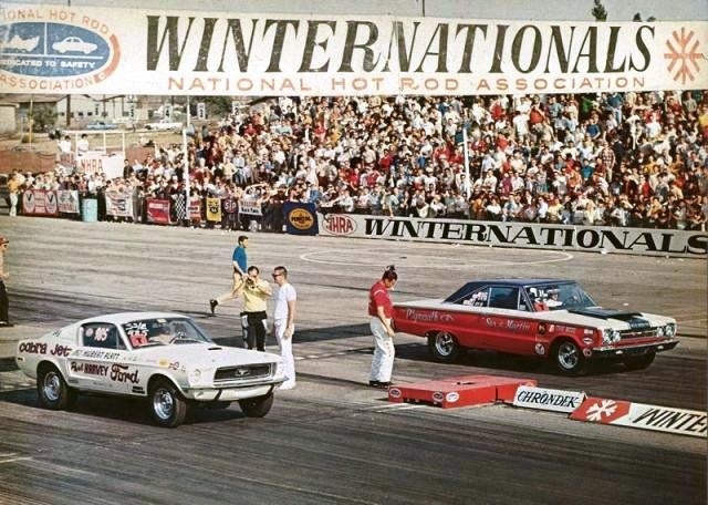 67 GTX Hemi Sox & Martin 68 Mustang Paul Harvey @ Winternationals.jpg