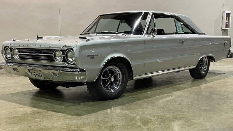 '67 Plymouth Belvedere GTX (29).jpg