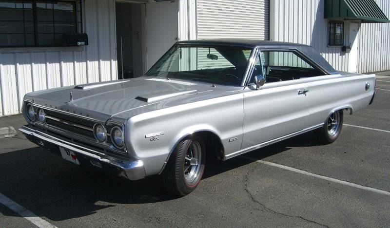 '67 Plymouth Hemi Belvedere GTX.jpg