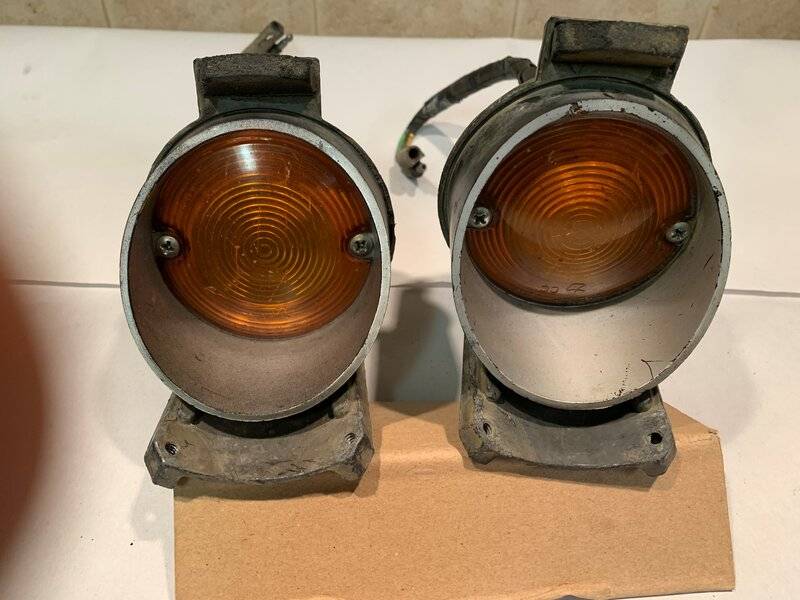 SOLD - 1968 Dodge Coronet Turn Signal Parking Light Pair | For B Bodies ...