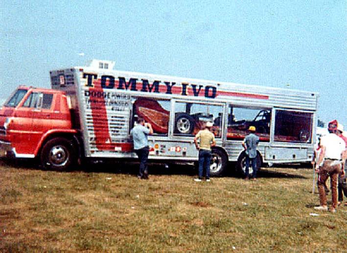 68 Dragster TF Chutepack & TV Tommy Ivo's Hauler.jpg