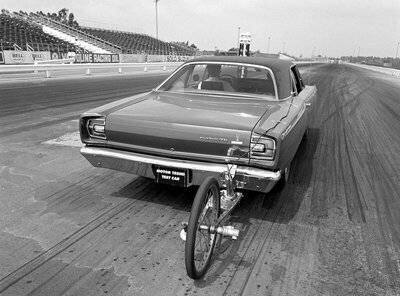 68 Roadrunner Plymouth Dragstrip testing.jpg