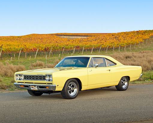 68 Roadrunner SS-1 Sunfire Yellow.jpg