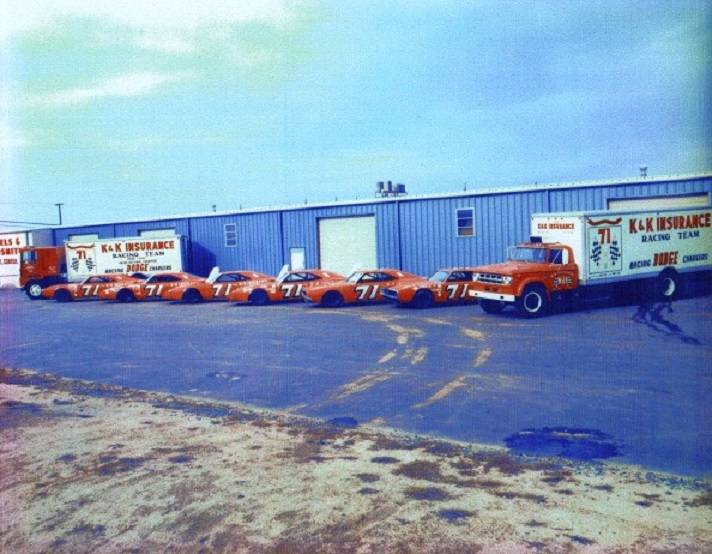 69 Daytona Charger Nascar #71 K&K Insurance fleet of Dodge Chargers and Daytonas - 1970.jpg