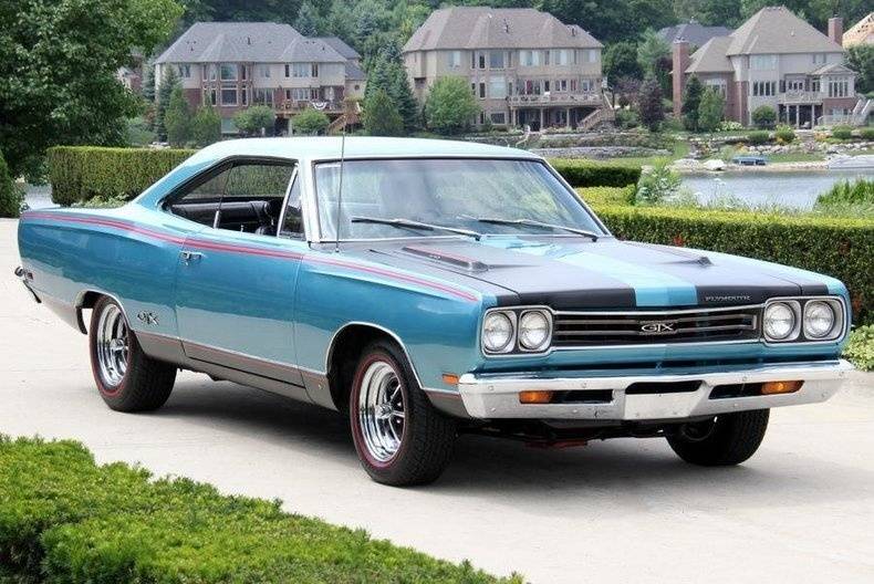 69 GTX Blue & black with double red pinstripe & Magnum 500's.jpg