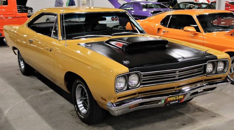 '69 Plymouth road runner 440 6BBL.jpg