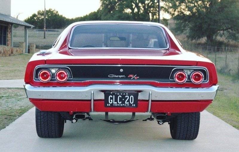 697 '68 Dodge Charger RT.jpg