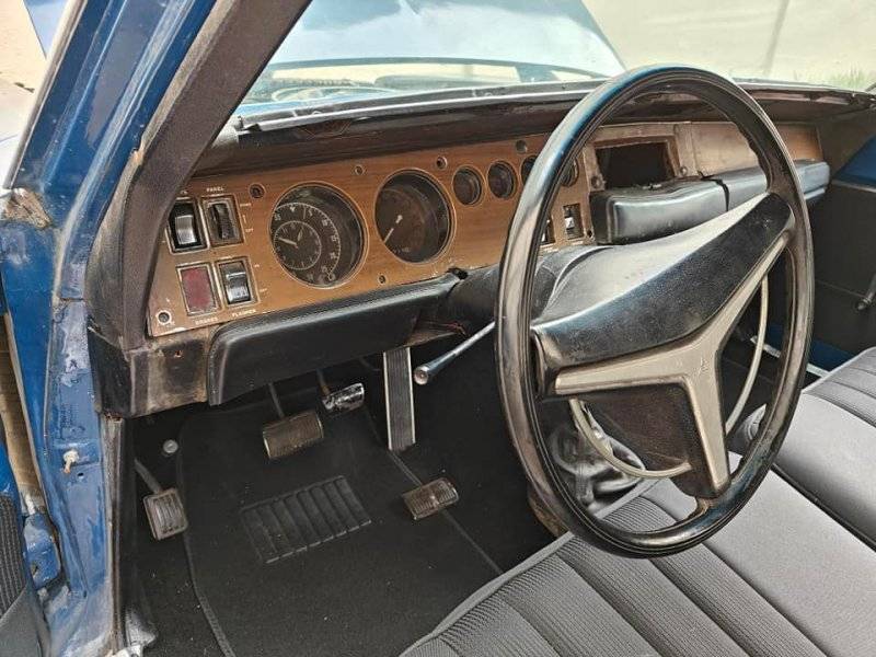 69coronetsedan-blue-cdmxL-06-dash.jpg