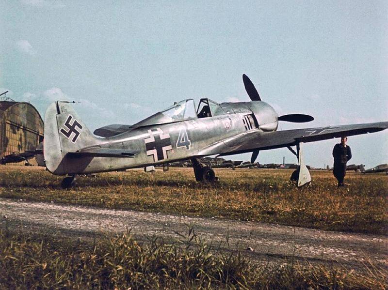 6_focke-wulf_fw_190.jpg