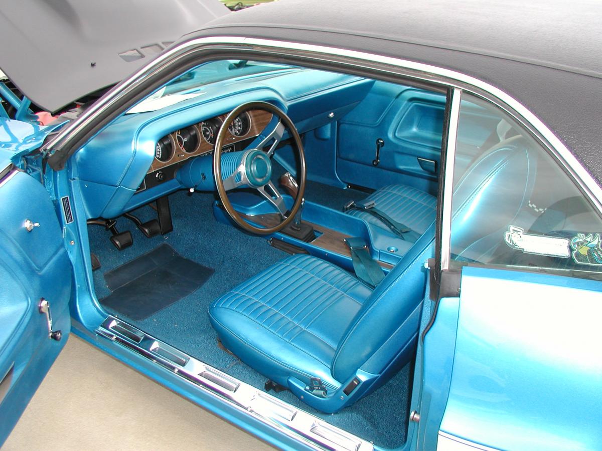 6interior_f.jpg