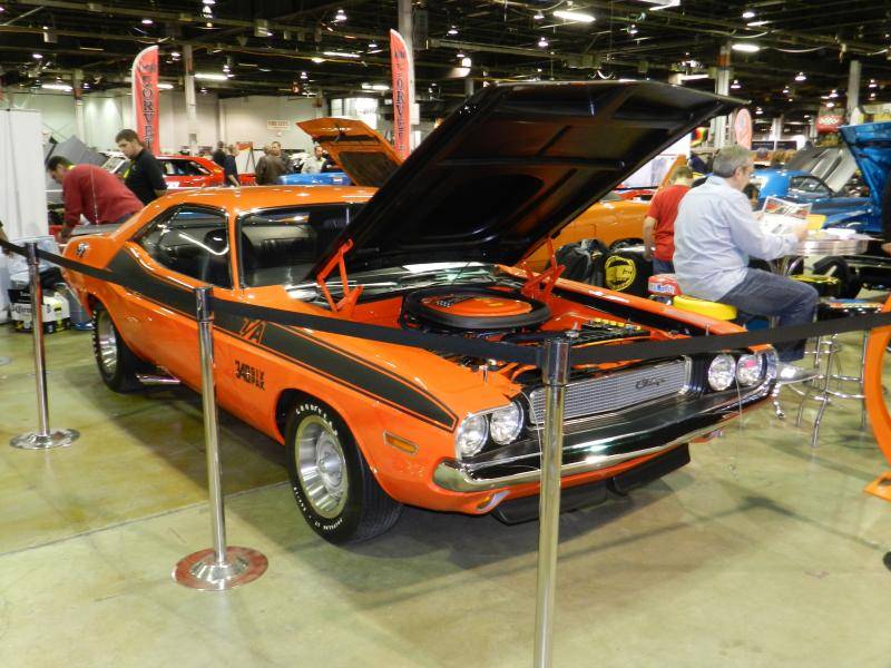 70 Challenger TA 340 Six-Pak orange-black #1 Chicago.jpg