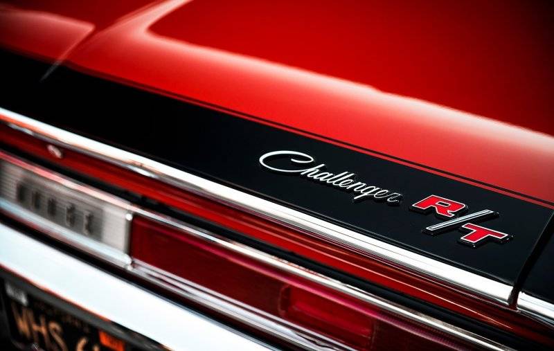 '70 Dodge Challenger RT Detail (13).jpg