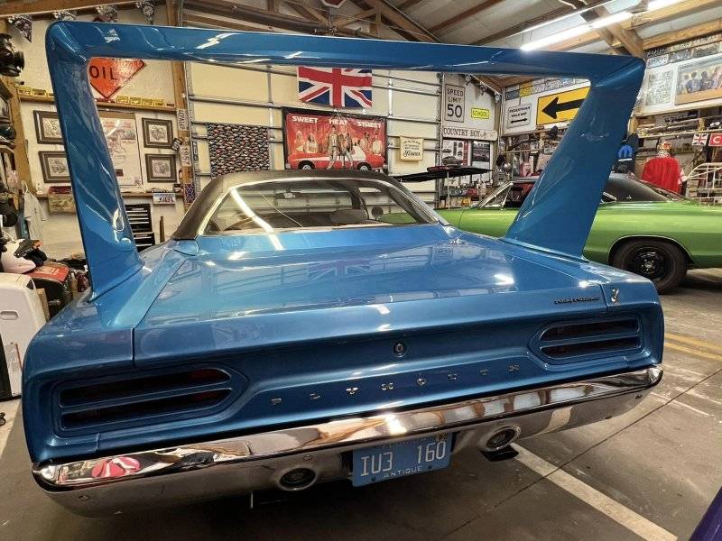 '70 Plymouth Road Runner Superbird (33).jpg