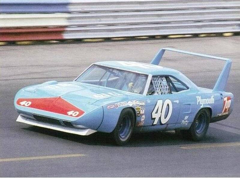 70 Superbird Nascar #40 Petty Enterprise #1 Pete Hamilton.jpg