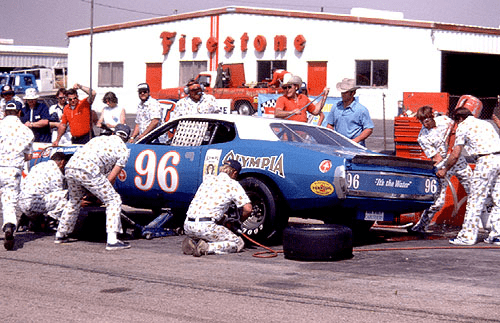 73 Charger Nascar #96 in the pits.png