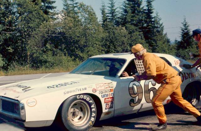 73 Charger Nascar #96 Ray Elder white Oly.jpg