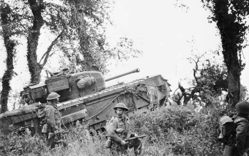 7th_Royal_Tank_Regiment_supporting_8th_Royal_Scots_28-06-1944.jpg