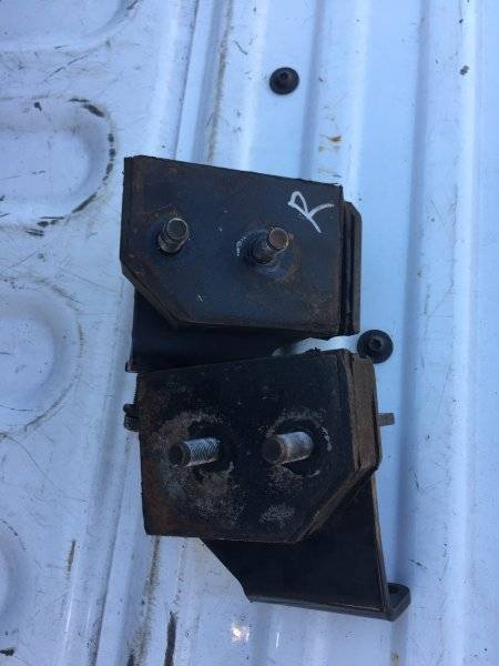 SOLD - 62-65 B BODy BB Motor Mounts | For B Bodies Only Classic Mopar Forum