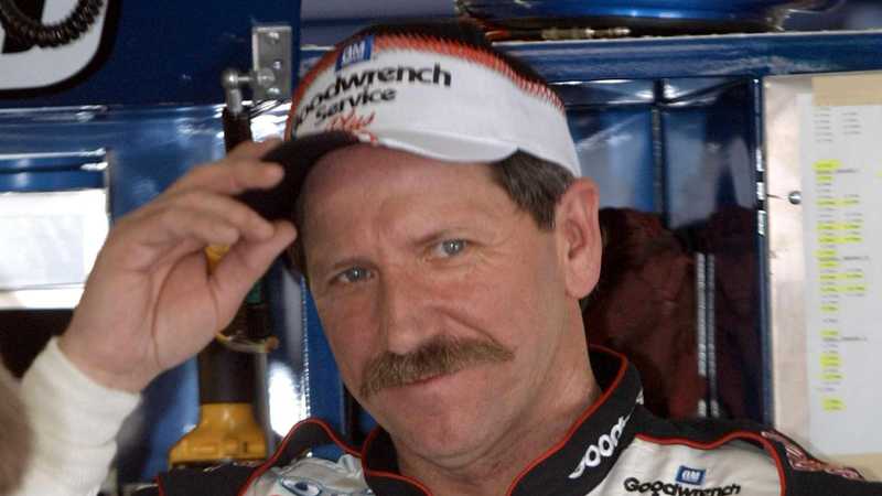 a9610a32-5b3a-4367-966a-0f10a34b9046-AFP_C10_DALE_EARNHARDT_11.jpg