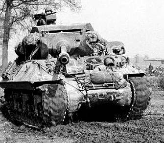 Achilles_tank_destroyer_on_the_east_bank_of_the_Rhine.jpg