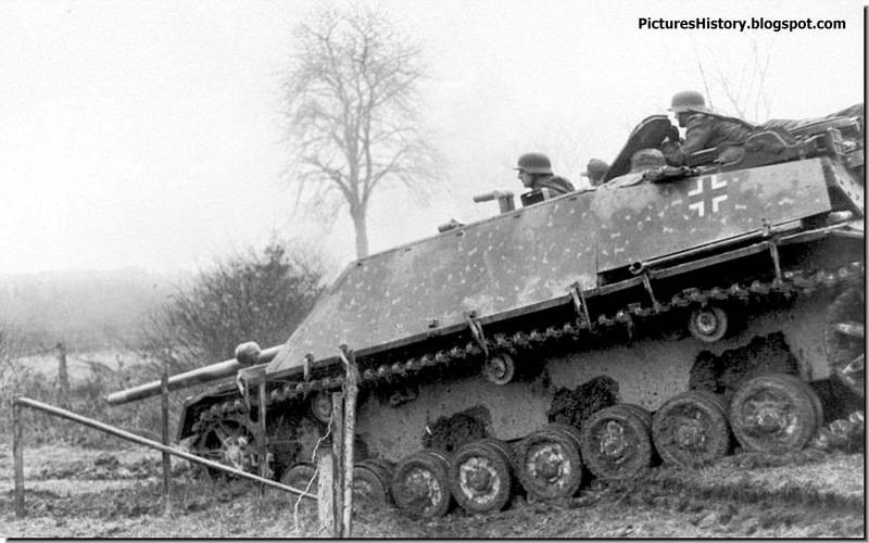 Ardennes-12th-armored-ss-division-january-1945-jagdpanther.jpg