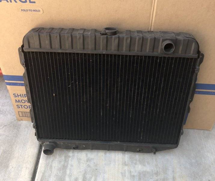 For Sale - 1970 Hemi - 440 Radiator 2998956 