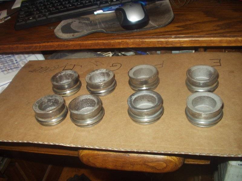 BENDIX PISTONS 2.JPG