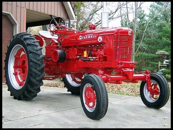 bf180fe04a7a8a373cf6e210f3c3a027--case-tractors-farmall-tractors.jpg