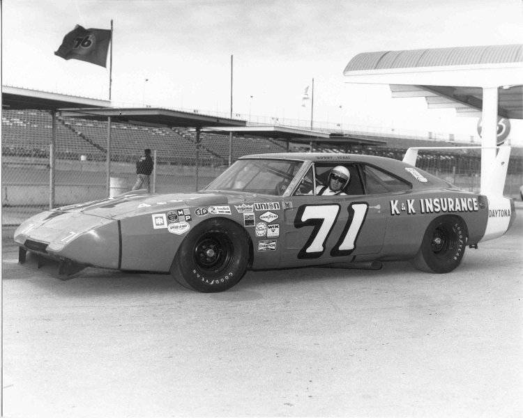 Bobby Isaac earned the title of 1970 NASCAR Winston Cup Champion with 11 wins and 32 top-five ...jpg