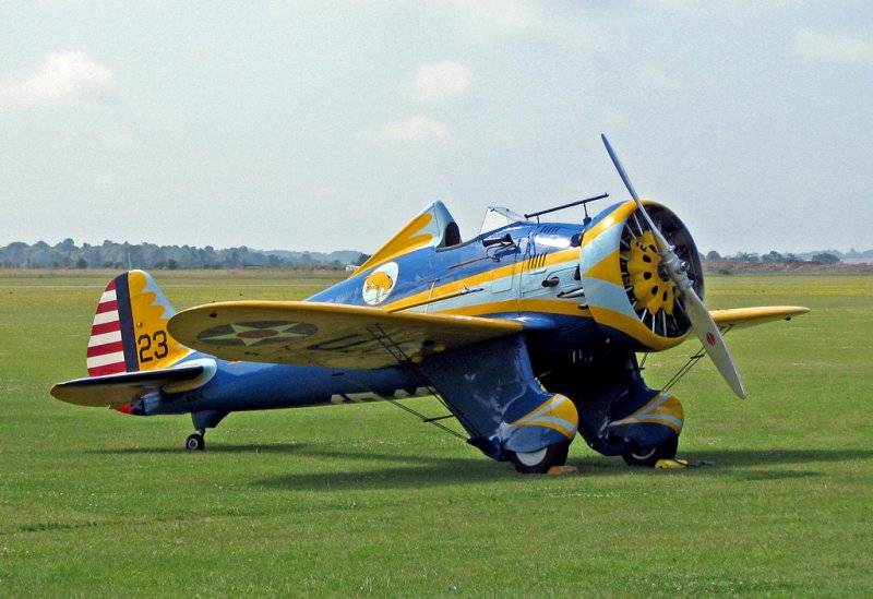 Boeing_P-26A_N3378G_23_33-123_DUX_12.07.14R_edited-2.jpg