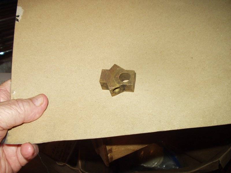 brass brake tee.JPG