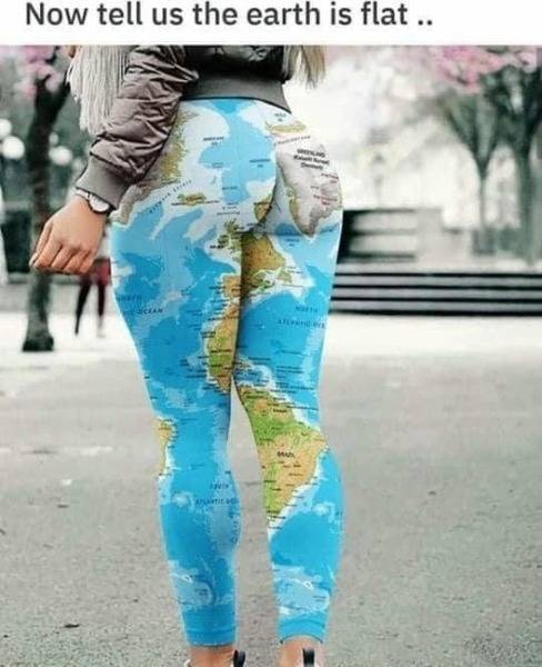 Car Babe Now tell US the Earth is flat - nice tight map.jpg