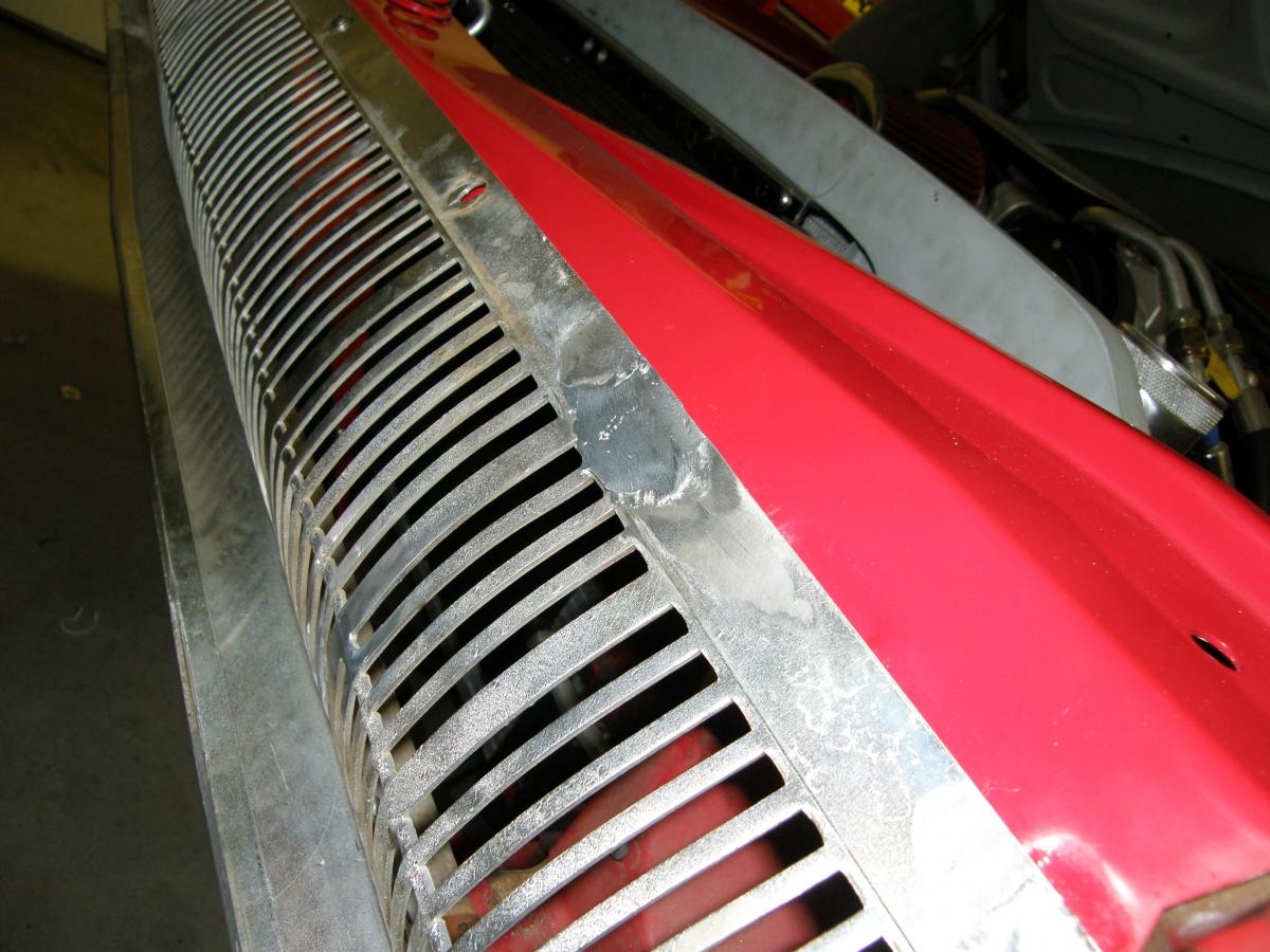 Car Grill 122609 005.jpg