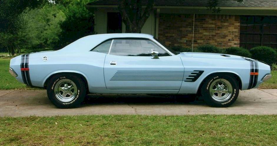 challenger1972powderblue.jpg