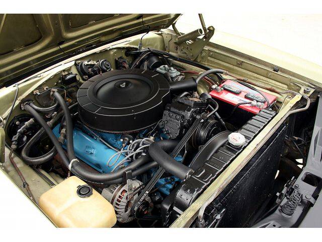 Charger engine bay pic 2.jpg