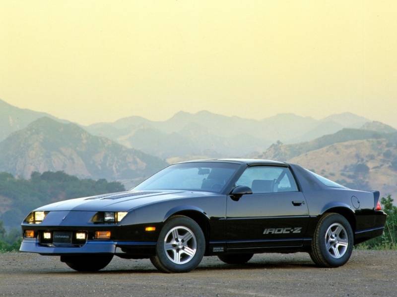 chevrolet_camaro_iroc-z_t-top_3.jpg