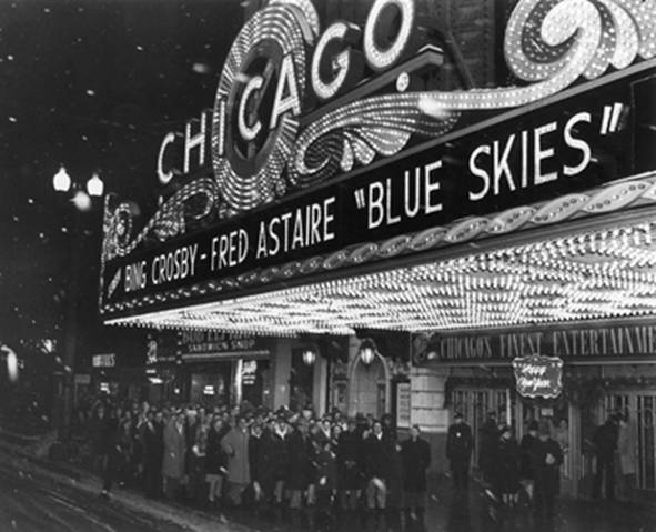 Chicago  Theater - 1930's.jpg