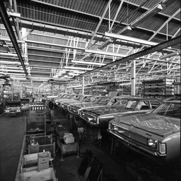 Chrysler Assembly Plant, South Australia, 1972.jpg