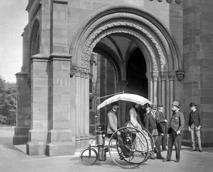 Copeland steam-propelled tricycle at the Smithsonian Institution Building. 1888.jpg