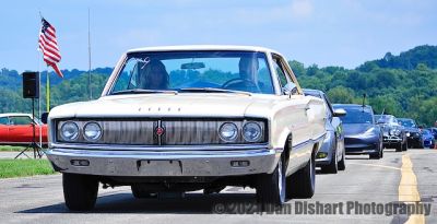 Coronet at Track.jpg