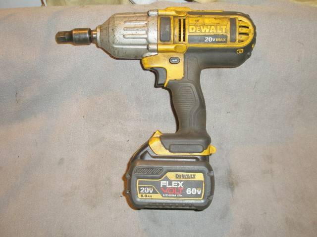 DeWalt 001 (Small).JPG