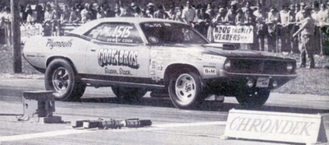 Dewey Cook '70 Hemi 'Cuda 'Cook Bros.' a.jpg