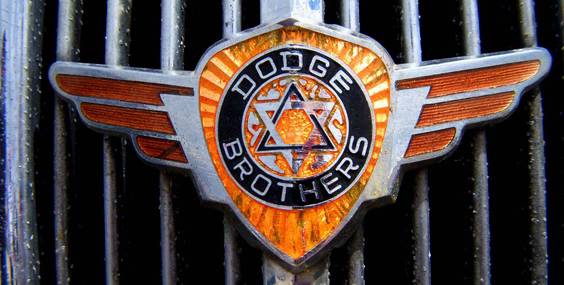 dodge-brothers-logo.jpg