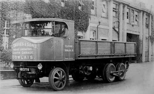 Dowlais_SteamLorry_DaviesSonGarthGarageDowlais_small.jpg